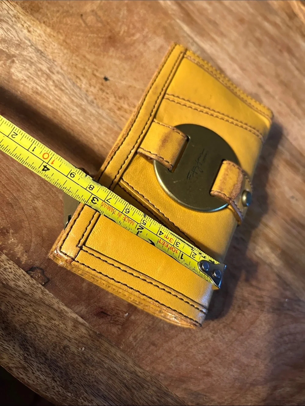 Fossil compact card